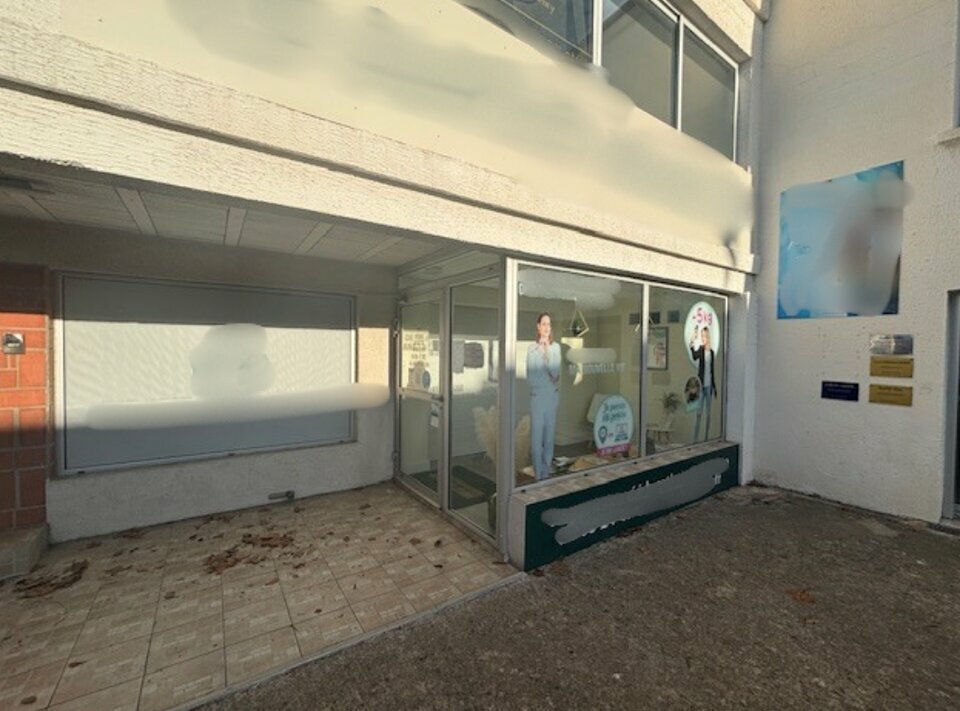 LOCAL PROFESSIONNEL CASTRIES 34160