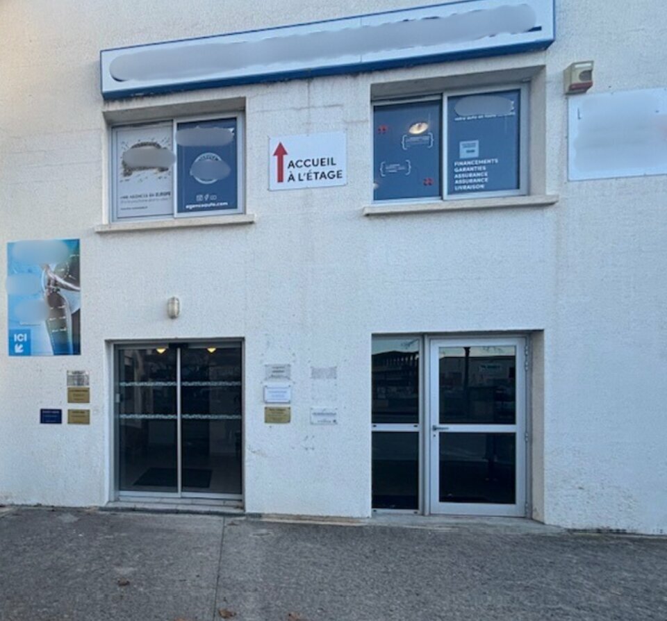 LOCAL PROFESSIONNEL CASTRIES 34160