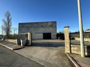 DEPOT - ENTREPOT VELAUX 13880