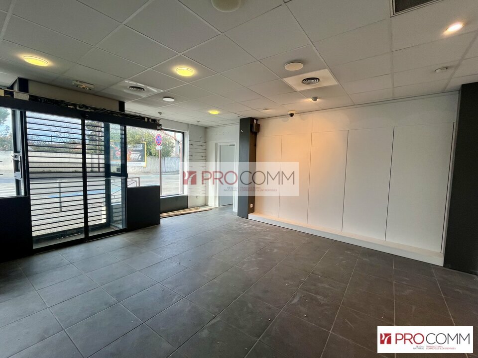 Local commercial à vendre à Avignon