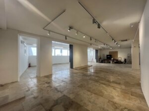 LOCAL COMMERCIAL CARPENTRAS 84200