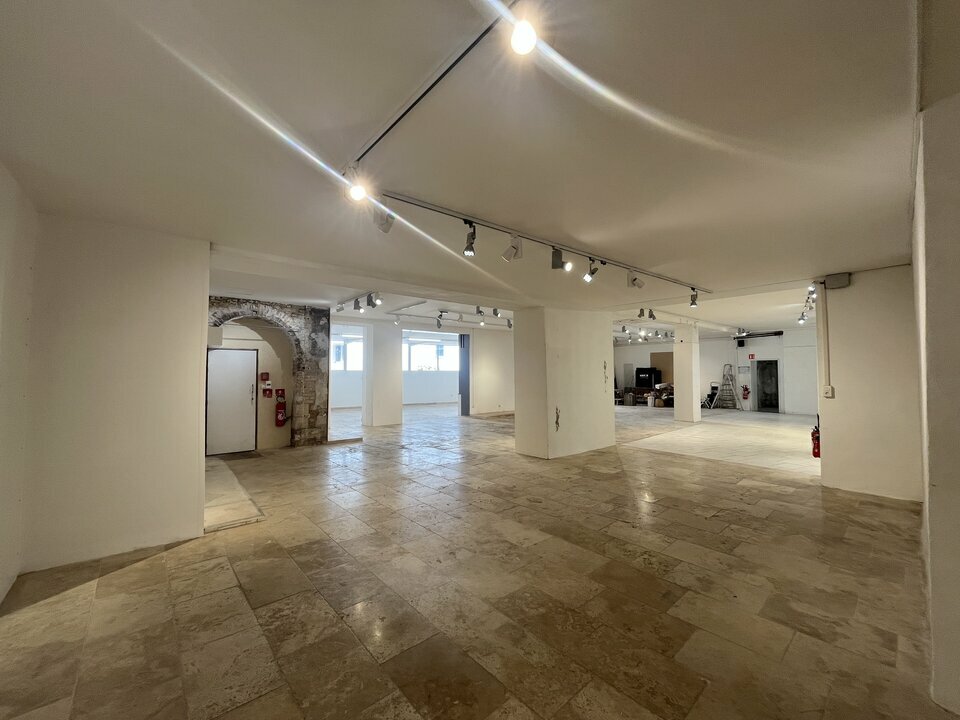 LOCAL COMMERCIAL CARPENTRAS 84200