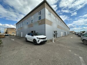 LOCAL COMMERCIAL ARLES 13200