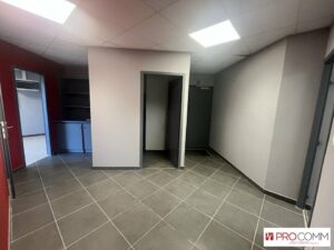 LOCAL PROFESSIONNEL PERNES-LES-FONTAINES 84210