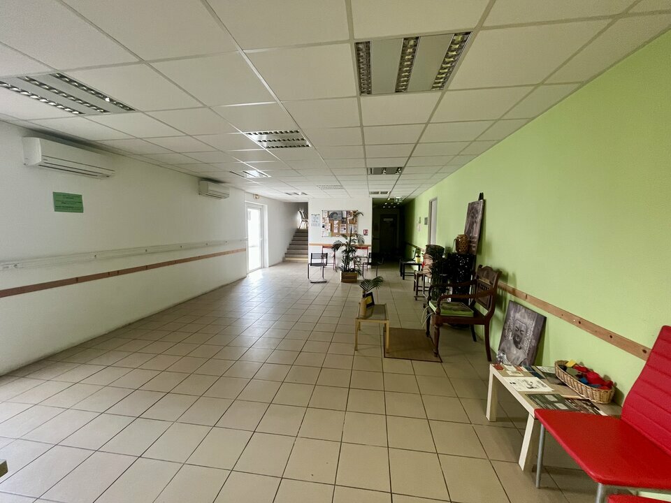 LOCAL D'ACTIVITE - ENTREPOT L'ISLE-SUR-LA-SORGUE 84800