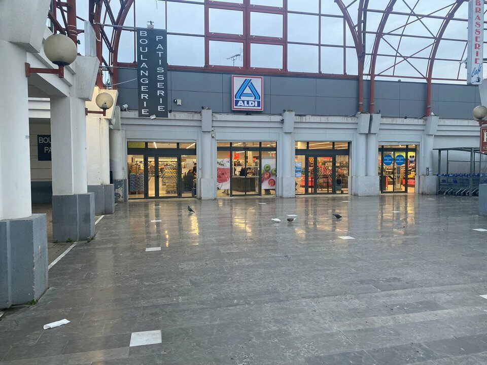 Local commercial à vendre à Avignon