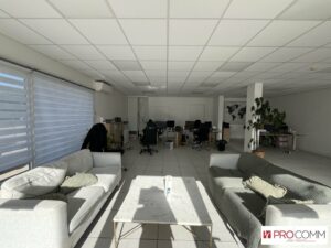 LOCAL COMMERCIAL SAINT-MARTIN-DE-CRAU 13310