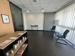 LOCAL PROFESSIONNEL AVIGNON 84000