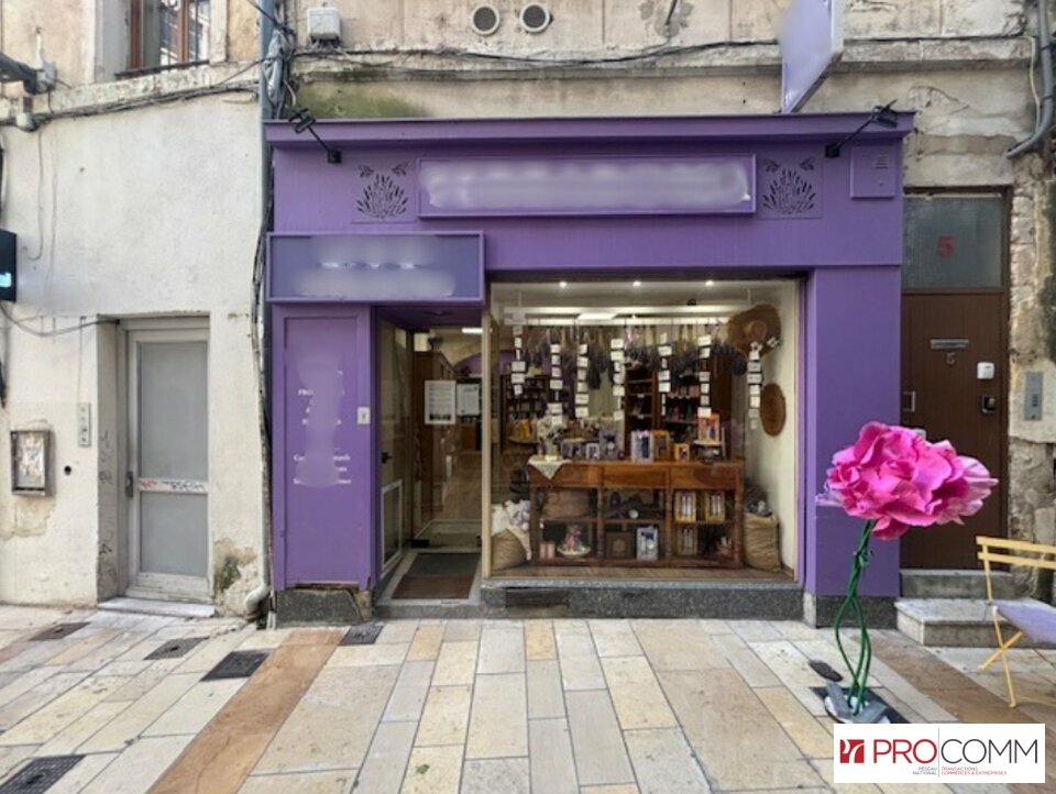 Local commercial à vendre à Avignon