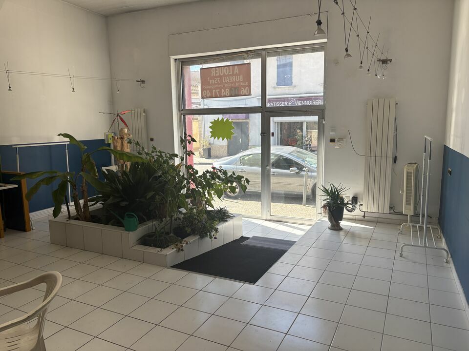 LOCAL COMMERCIAL CARPENTRAS 84200