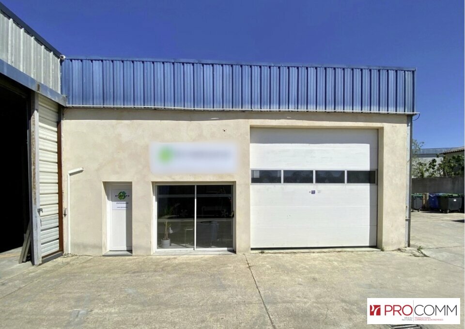 LOCAL D'ACTIVITE VAUVERT 30600