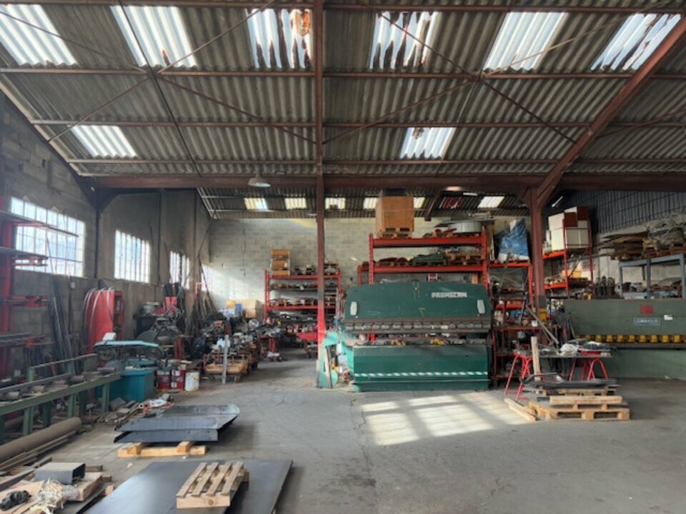 LOCAL D'ACTIVITE CASTILLON DU GARD 30210