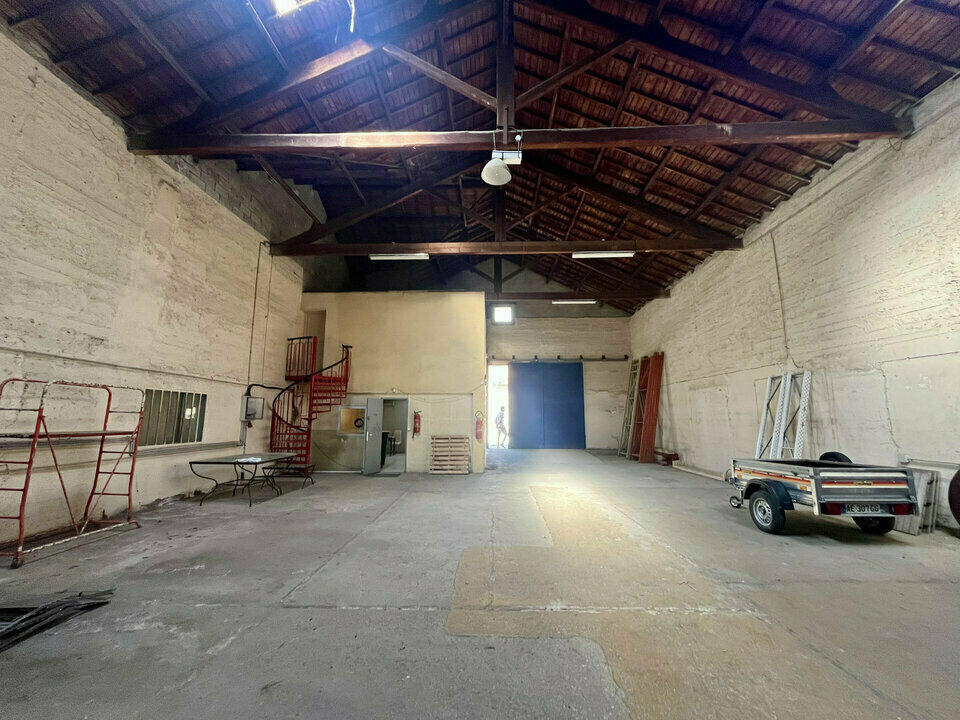 LOCAL D'ACTIVITE CARPENTRAS 84200