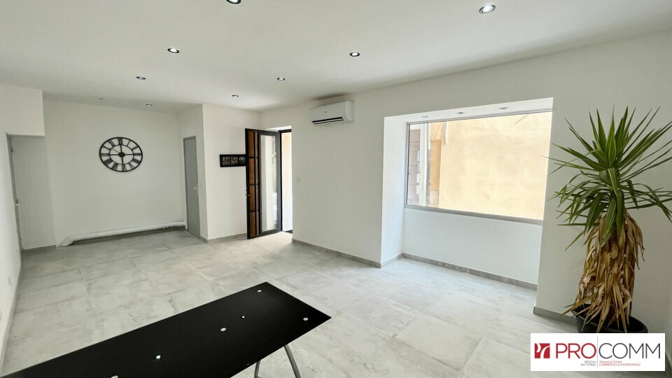 LOCAL PROFESSIONNEL CARPENTRAS 84200