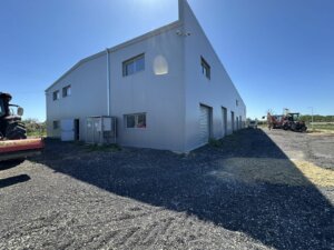 LOCAL D'ACTIVITE BELLEGARDE 30127