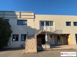 BUREAUX MONTEUX 84170