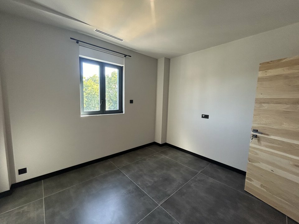 BUREAUX SAINT REMY DE PROVENCE 13210