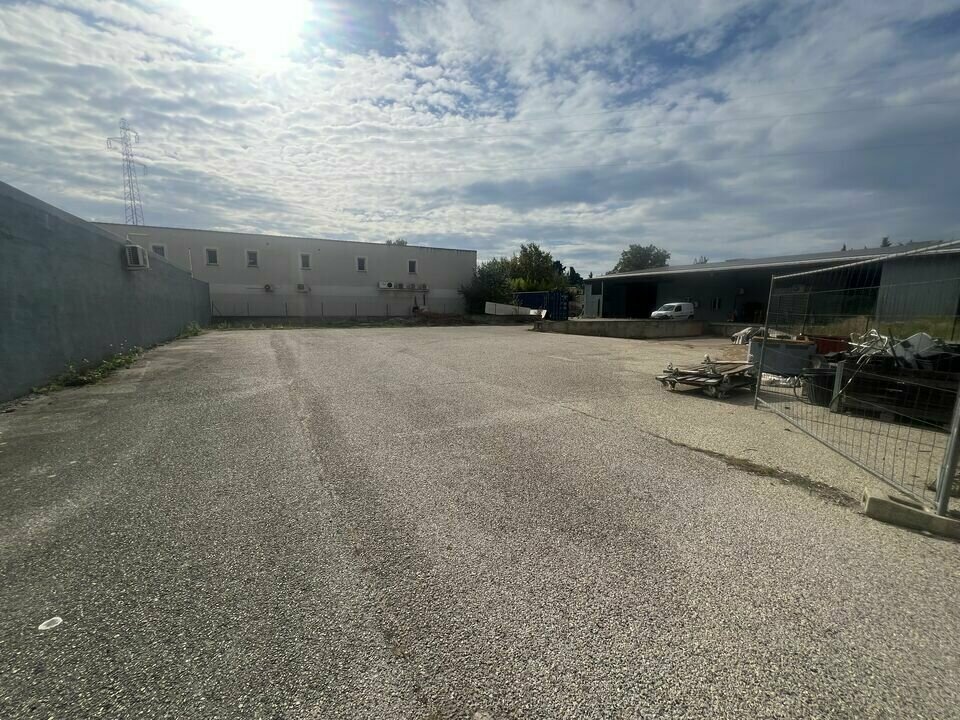 DEPOT - ENTREPOT PLAN D'ORGON 13750