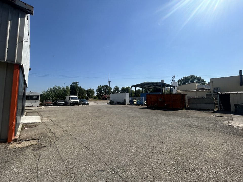 DEPOT - ENTREPOT BOLLENE 84500